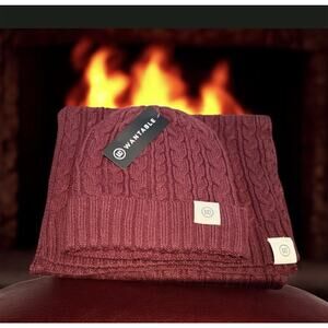 WANTABLE Cable Knit Beanie / Scarf Set BURGUNDY ~ NEW WITH TAGS